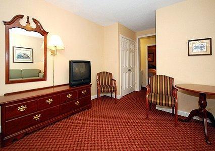 Ambassador Inn Фейетвилл Номер фото