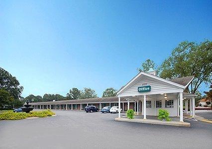 Ambassador Inn Фейетвилл Экстерьер фото